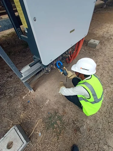 Solar Plant Operation & Maintenance (O&M)